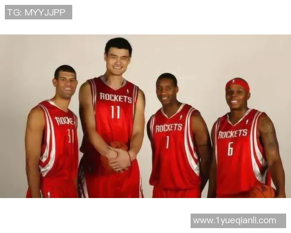 姚明雕刻像展现伟大篮球精神与文化传承的艺术之美